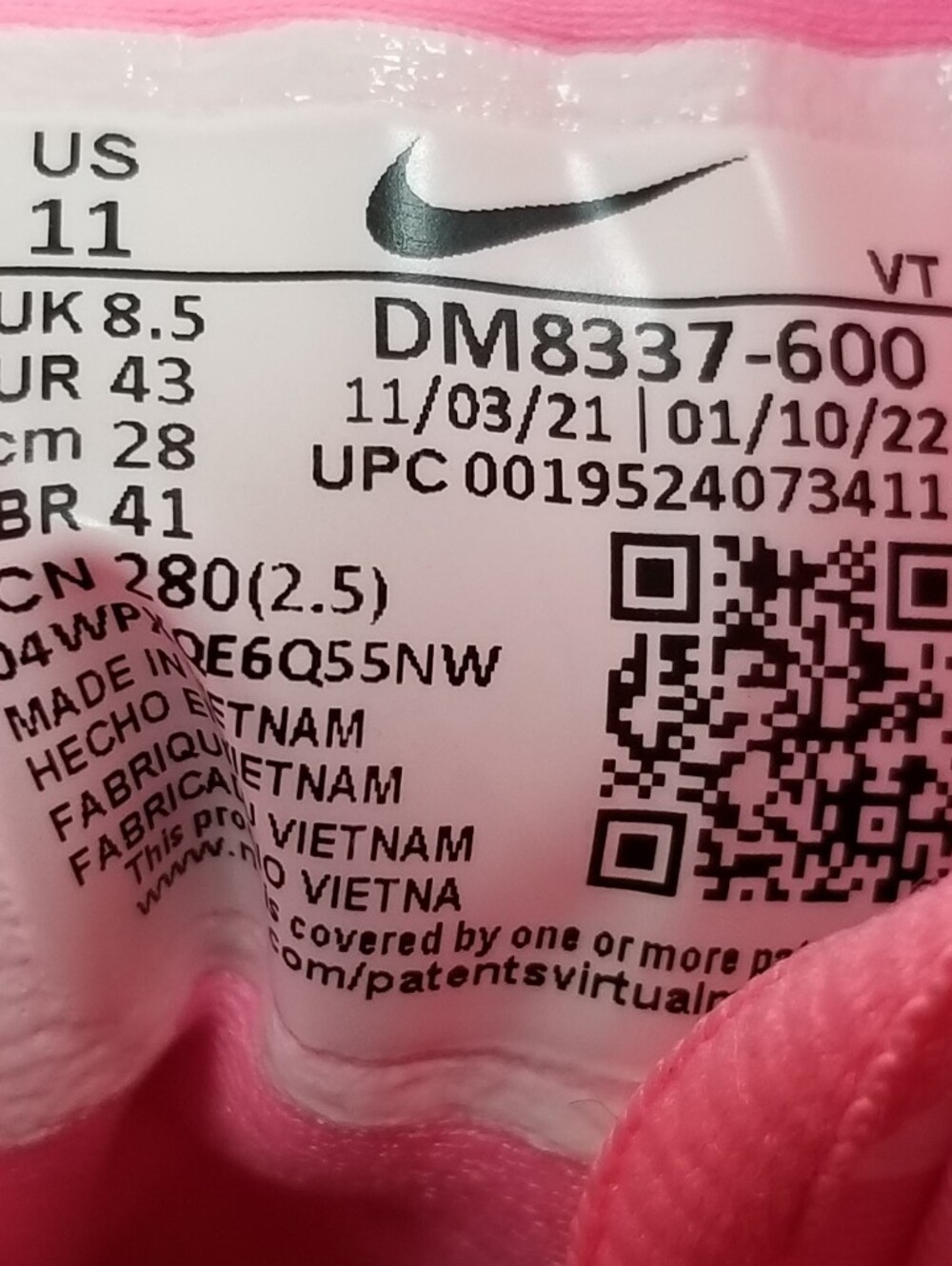 Nike Air Vapormax Plus Shoes Running Sneakers Size 11 - Picture 11 of 11